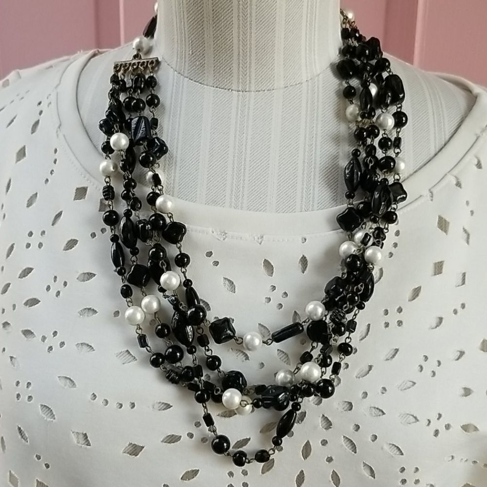 5 strand Blk / White Necklace